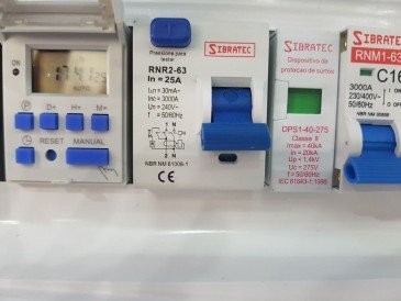 Quadro de Comando para Piscina com Timer Digital + Saída para Motor + Saída de Iluminação +Saída para Motor de Cascata ou Aquecimento