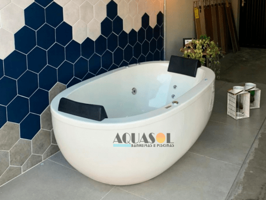 Banheira Acácia Master Individual em Gel Coat