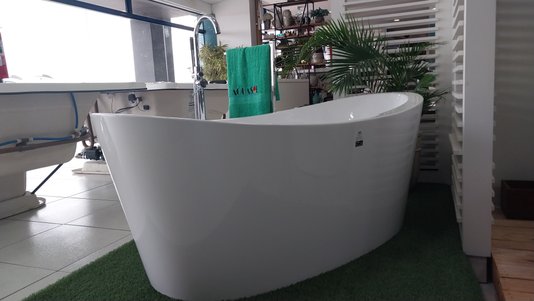 Banheira Air Massage Creta X Freestanding em Acrílico