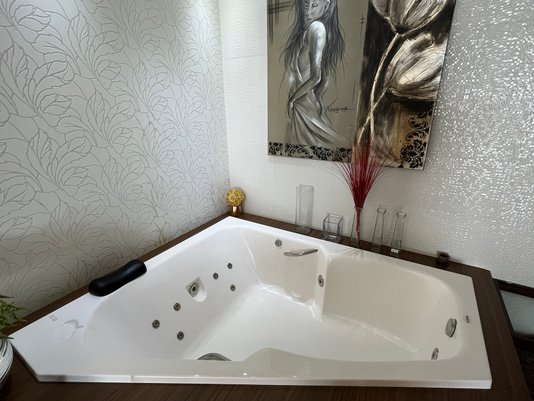Banheira de Canto M11E em Gel Coat  Padrão