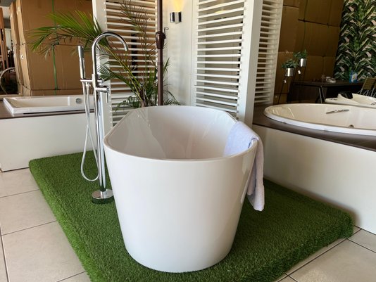 Banheira de Imersão Ivy em Acrílico Premium – Envio Rápido em 24 Horas