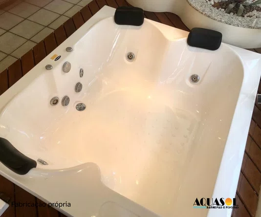 Banheira Dupla de Hidromassagem Marbella 7000 Master em Gel Coat
