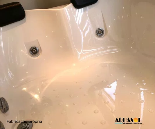 Banheira Dupla de Hidromassagem Marbella 7000 Master em Gel Coat