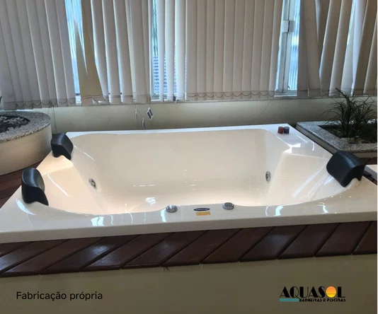 Banheira Dupla de Hidromassagem Marbella 7000 Master em Gel Coat