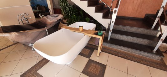 Banheira Imersão Capri em Resina Sólida