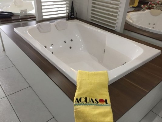 Banheira Retangular Dupla M10 em Gel Coat Padrão