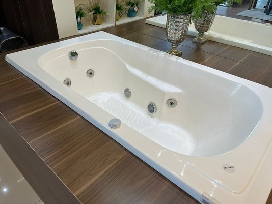 Banheira Retangular Papoula Padrão em Gel Coat*