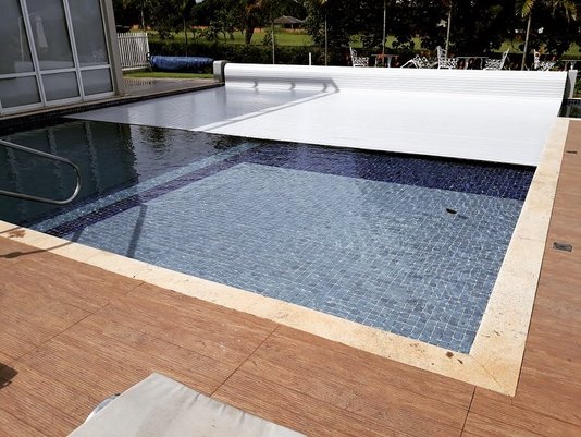 CAPA AUTOMÁTICA PARA PISCINAS AQUASOL