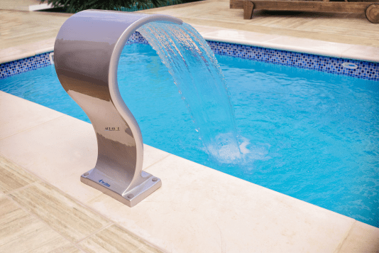 Cascata Sportech Grande em Fibra para Piscinas