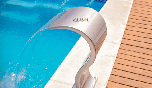 Cascata Sportech Grande em Fibra para Piscinas