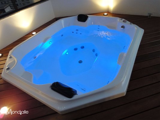 Cromoterapia Com Pontos de Leds Para Banheiras e SPAS Mondialle