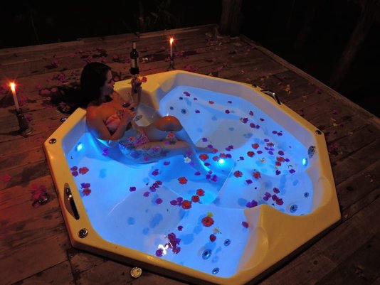 Cromoterapia Com Pontos de Leds Para Banheiras e SPAS Mondialle