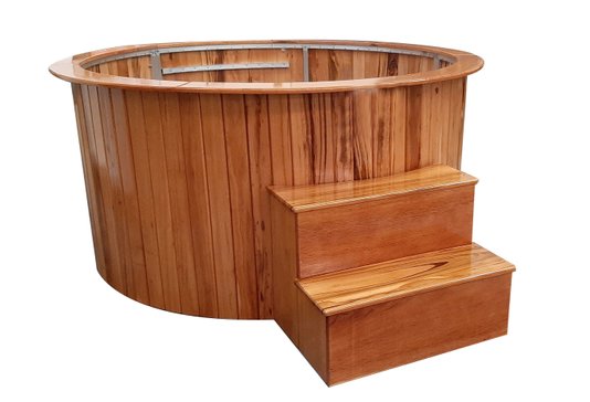 Deck em Madeira Exclusivo Para SPA Mantova Mondialle