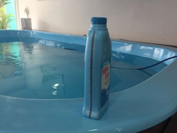 Limpa Bordas Especial para Piscinas Hidrosan 1 Litro