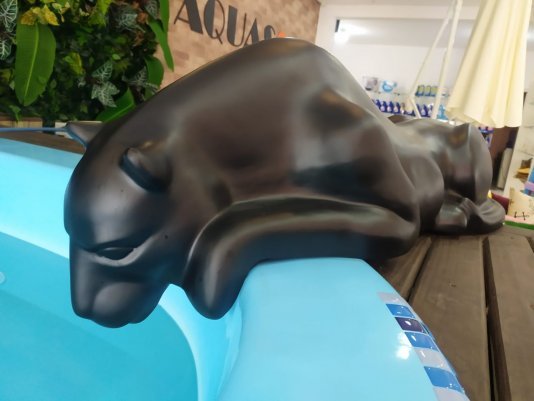 Escultura Pantera Bebendo Àgua para Piscinas
