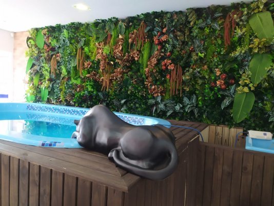 Escultura Pantera Bebendo Àgua para Piscinas