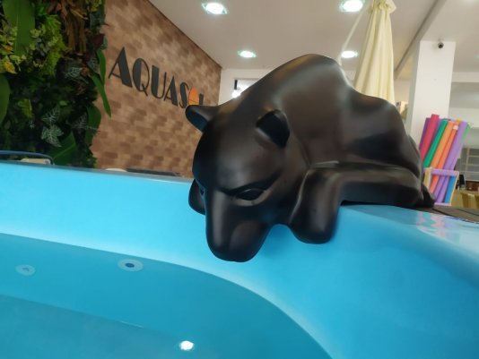 Escultura Pantera Bebendo Àgua para Piscinas