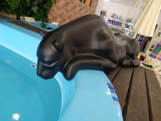 Escultura Pantera Bebendo Àgua para Piscinas