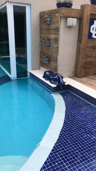 Escultura Pantera Bebendo Àgua para Piscinas