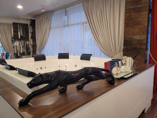 Escultura Pantera Ataque para Piscinas
