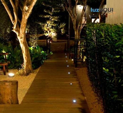 Iluminação de Chão Balizador