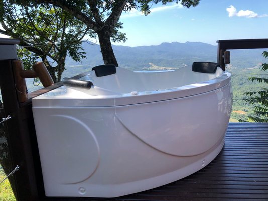Banheira de Canto Serena Slim em Acrílico