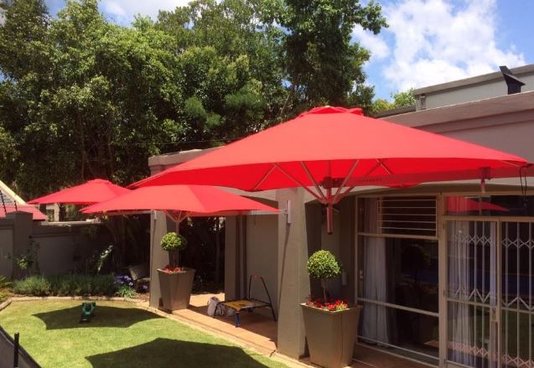 Ombrelone Wallflex Sextavado Com Braço Articulado em Alumínio