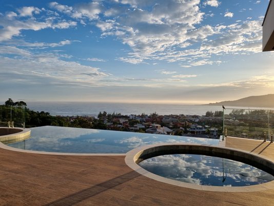 Orçamento Piscina de Concreto