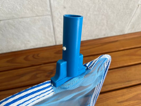Peneira para Limpeza de Piscinas em Armação Metálica