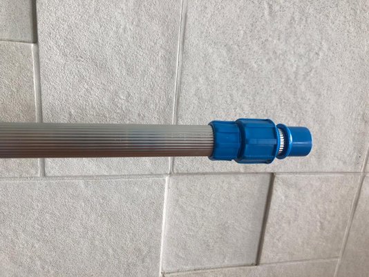Peneira Plástica Cata Folhas para Limpeza de Piscinas