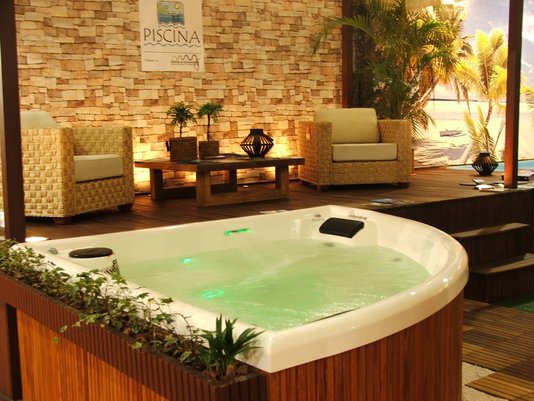 Spa de Canto Amazonas Slim Plus em Acrílico