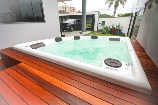 Spa de Canto Amazonas Slim Plus em Acrílico
