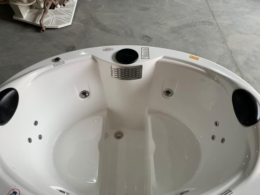 Spa Oval Olympus Diamante em Gel Coat