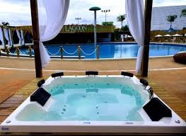 SPA Quadrada Top Line Padrão em Gel Coat