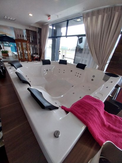 Spa Quadrado Amarílis Luxo em Gel Coat