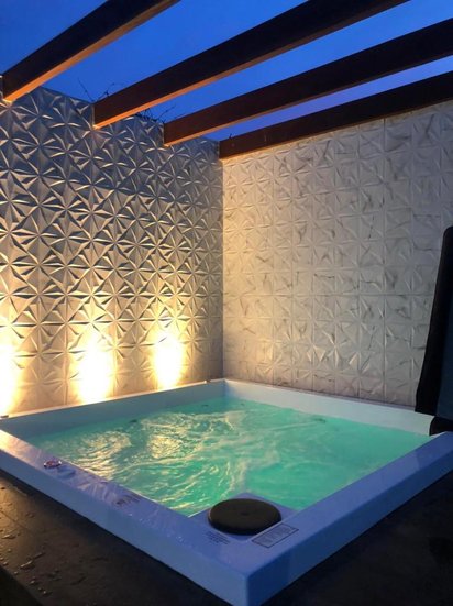 Spa Quadrado Araucária Esmeralda em Gel Coat