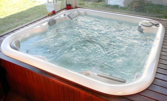 Spa Quadrado Aurora Diamante em Gel Coat