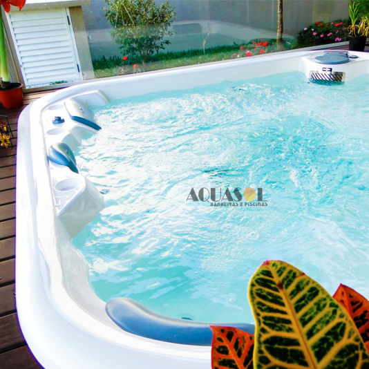 Spa Quadrado Aurora Slim em Gel Coat
