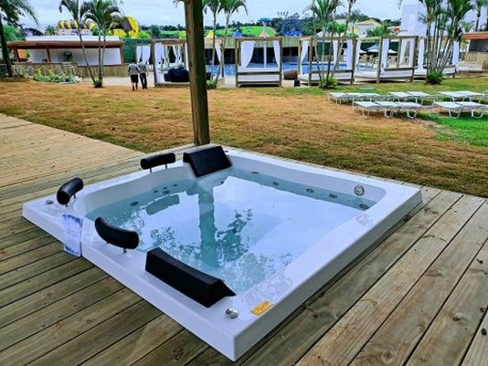 SPA Quadrado Gloriosa Padrão em Gel Coat