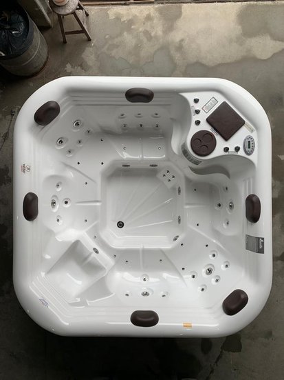 Spa Quadrado Guaratuba Diamante em Gel Coat