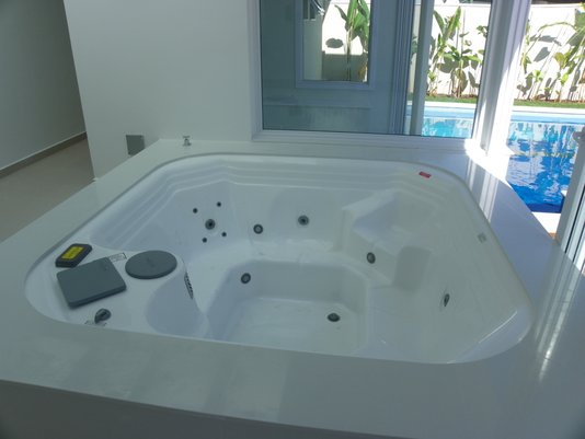 Spa Quadrado Guaratuba Esmeralda em Gel Coat