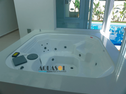 Spa Quadrado Guaratuba Slim em Gel Coat