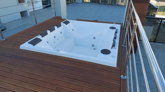 Spa Quadrado Infinity Diamante em Gel Coat