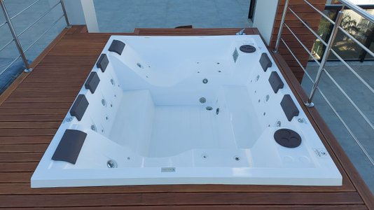 Spa Quadrado Infinity Diamante em Gel Coat