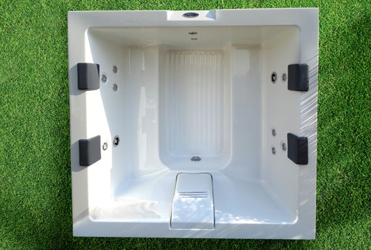 SPA Quadrado J170 Jacuzzi em Àcrílico Com Fechamento e Cobertura Térmica