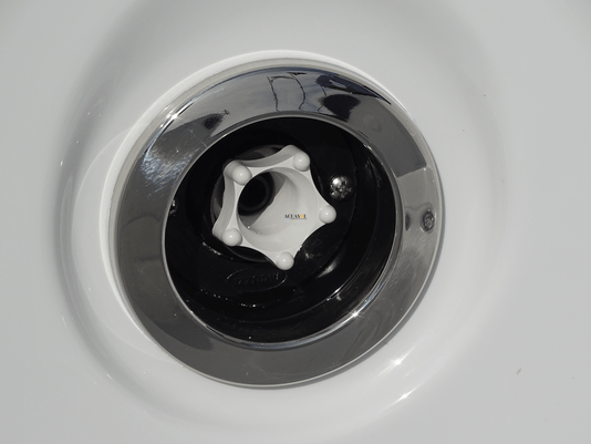 Spa Quadrado J185 Vip Jacuzzi em Acrílico com Fechamento e Cobertura Térmica