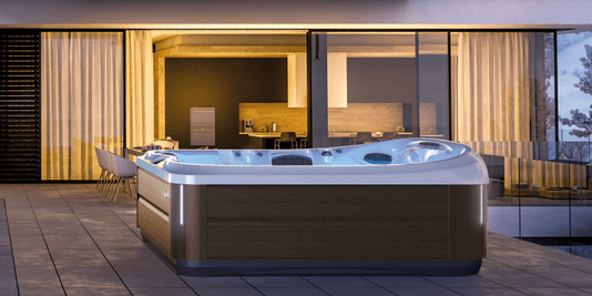 SPA J495 Jacuzzi em Acrílico Com Fechamento e Cobertura Térmica