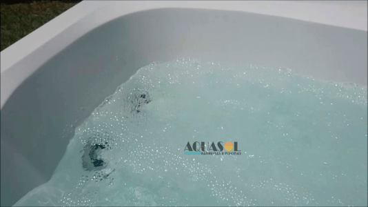 Spa Quadrado Lodge Jacuzzi em Acrílico com Fechamento e Cobertura Térmica