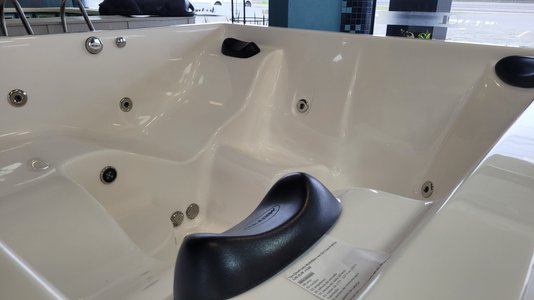 Spa Quadrado Multifibra em Gel Coat Padrão