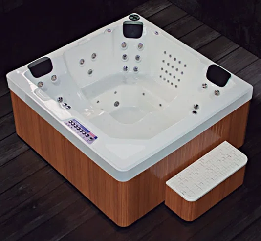 Spa Hidromassagem Quadrado Toledo Slim em Gel Coat